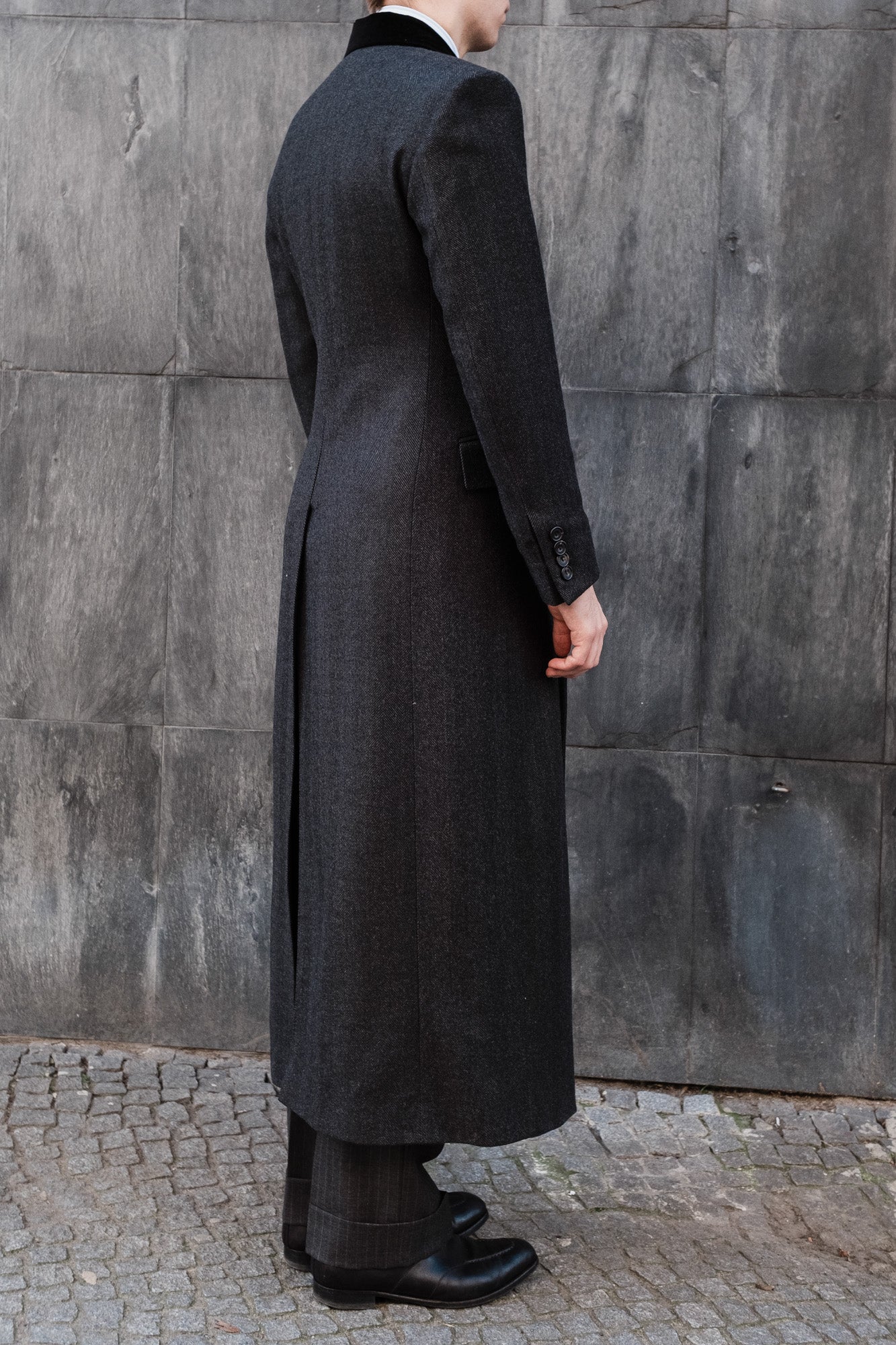 Mantel - Dunkelgrauer Herringbone von Loro Piana