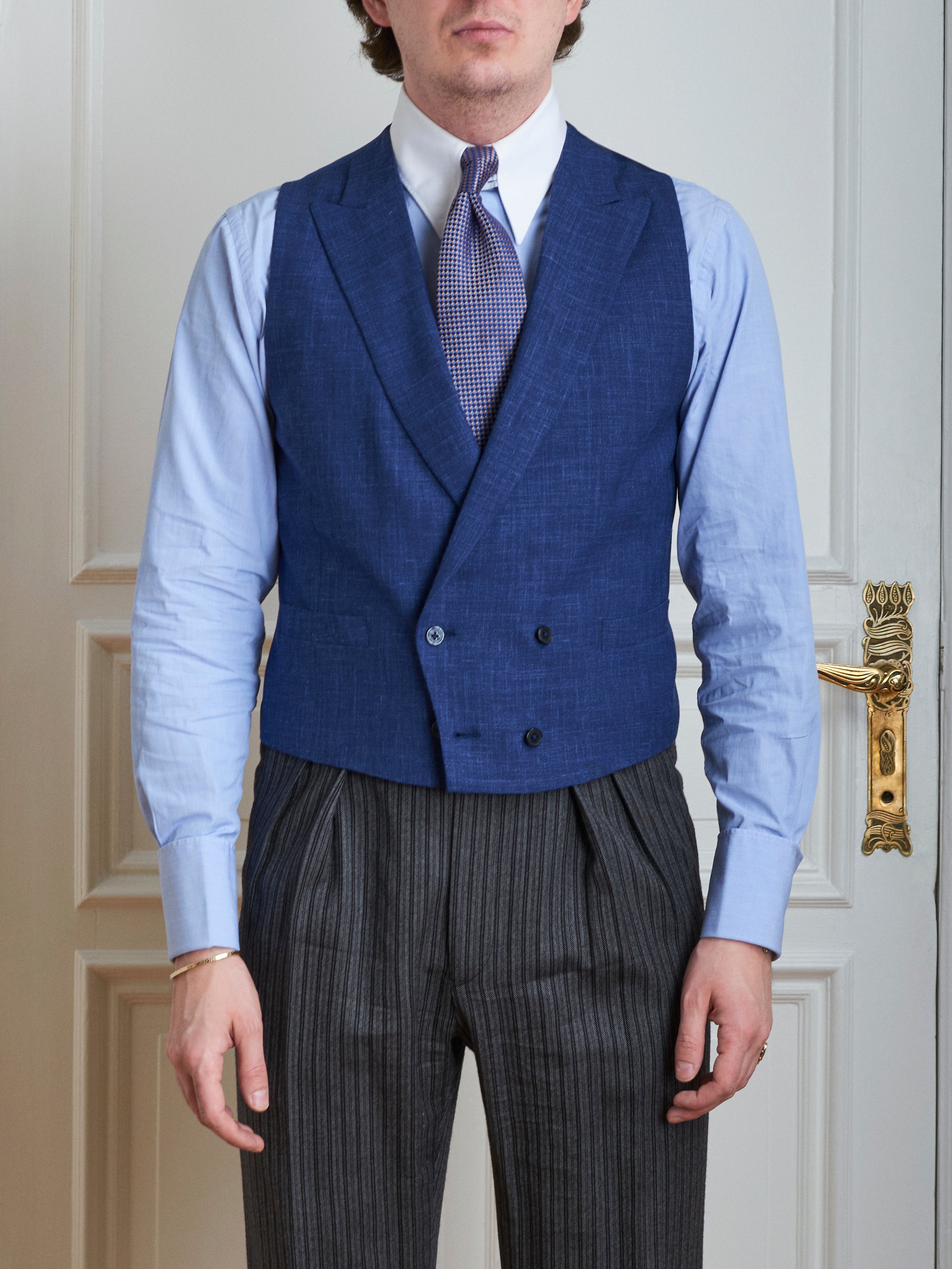 Morning Suit - Schwarzer feather stripe, grauer cashmere stripe & royalblaue Wolle-Seide-Leinen-Mischung