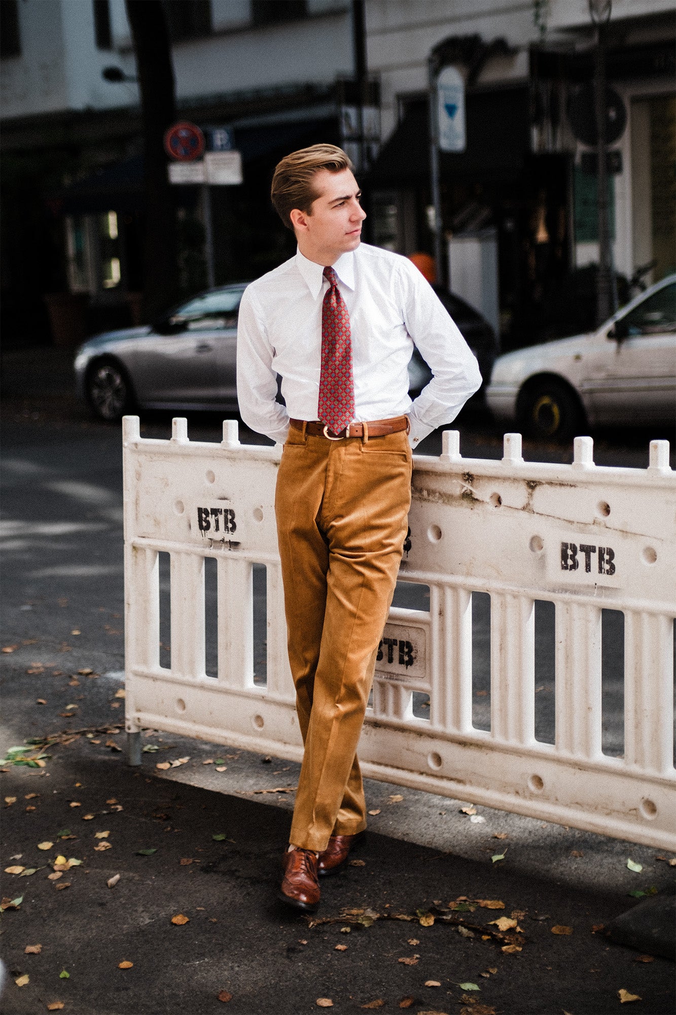 Trousers - Desert honey medium wale corduroy