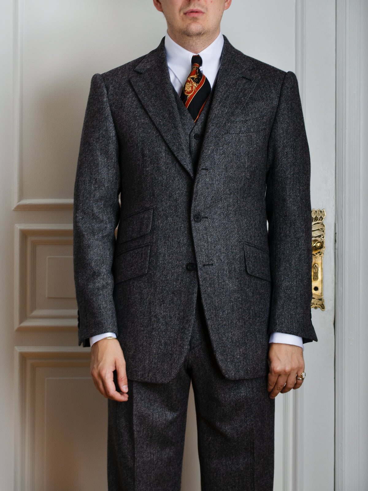 Anzug - Grau-schwarzer Herringbone-Tweed